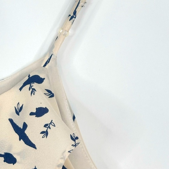 Olive & Oak Cream and Navy Bird Accent Shift Dress Size Medium - Picture 5 of 13